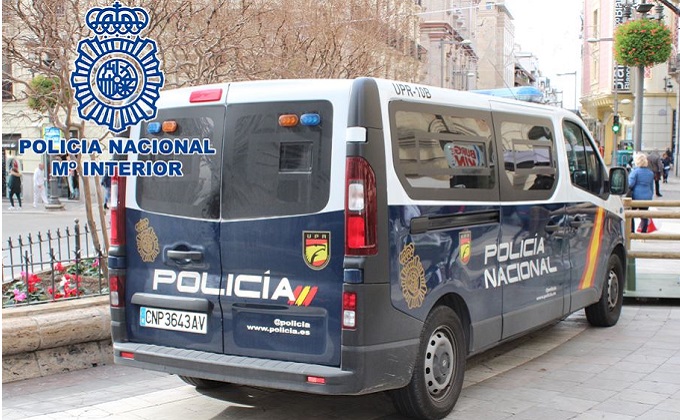 Vehículo policia nacional