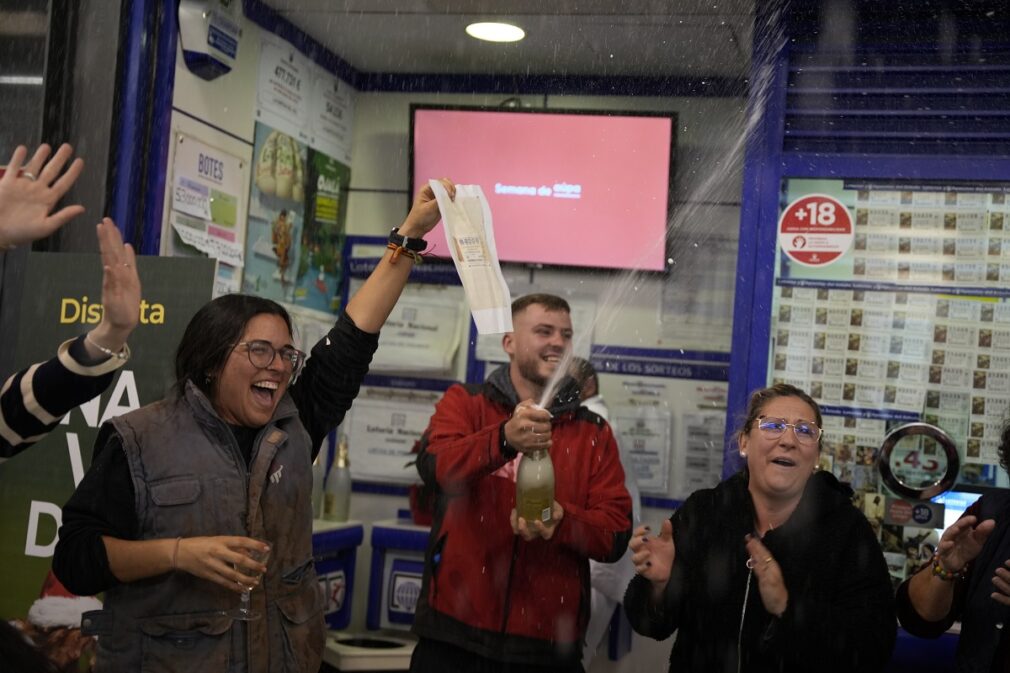 Agraciados con el Primer Premio del Sorteo Extraordinario de Lotería de Navidad 2023