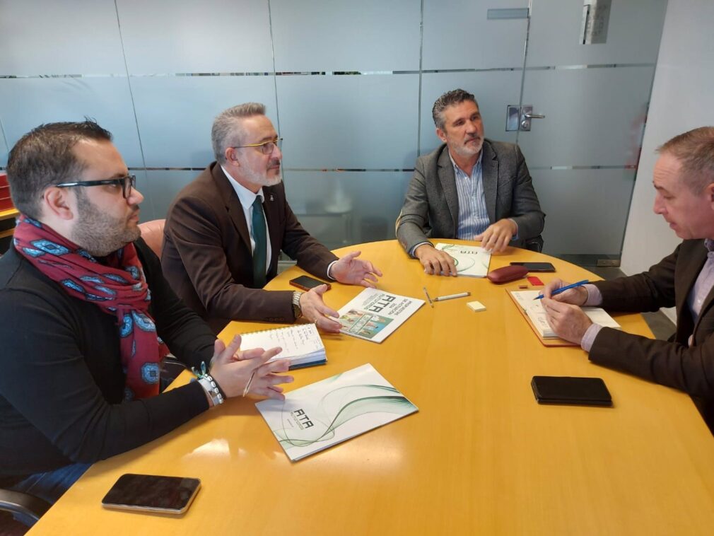 Granada.- Diputación y ATA Andalucía abordan los problemas de los autónomos de la provincia