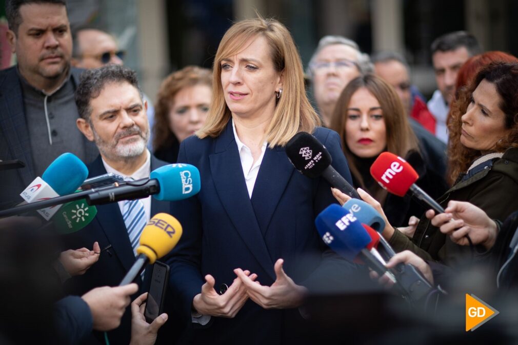 Foto Antonio L Juarez - Berta Linares, exalcaldesa de Maracena, ante los medios de comunicacion