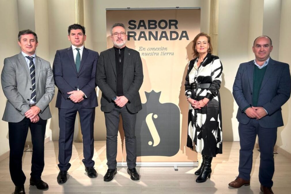 diputado-antonio-diaz-premios-aove-diputacion-granada