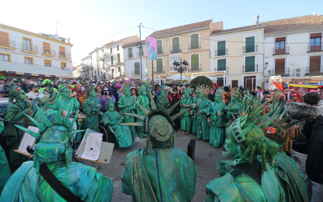 Alhama cierra su Carnaval con el Domingo de Piñata