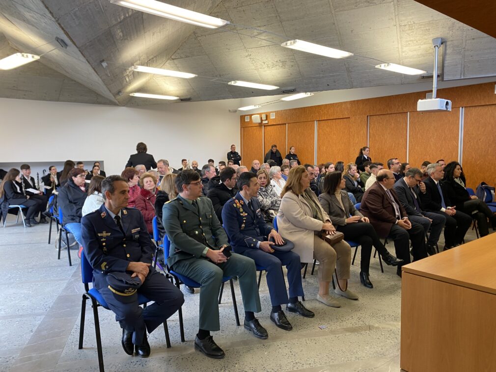 Asistentes al acto celebrado en la Casa de la Cultura