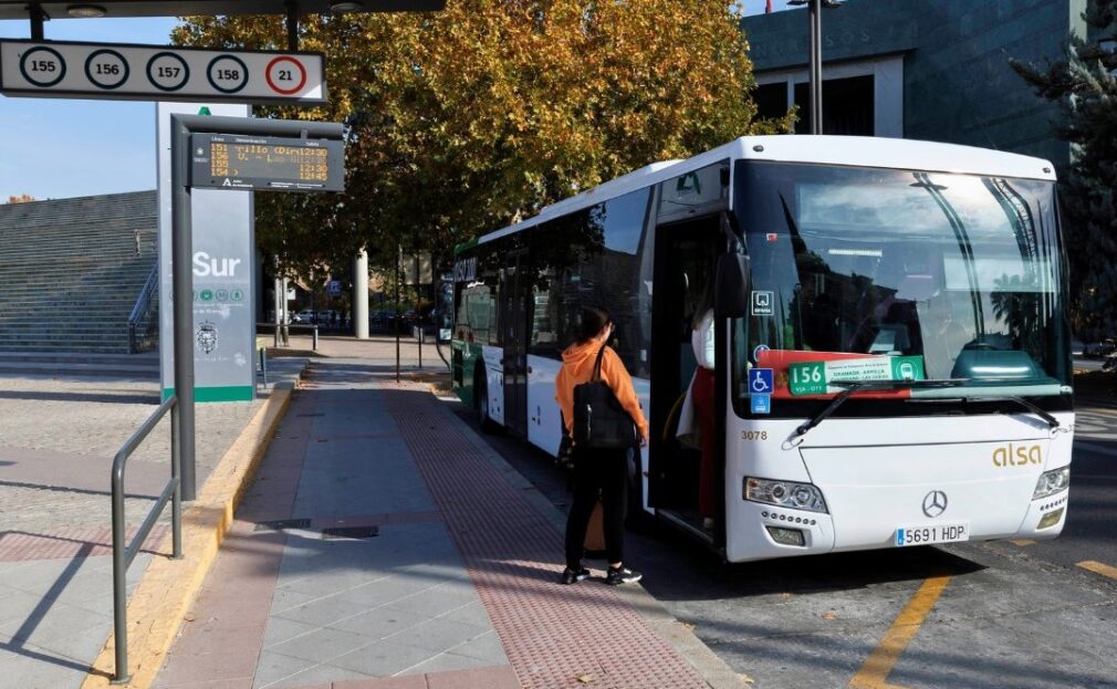 Autobuses metropolitanos e interurbanos del Consorcio de Transportes del Área Metropolitana de Granada