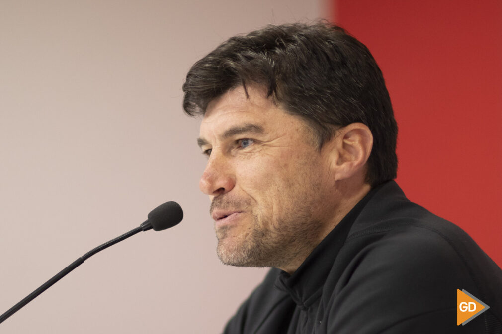 Rueda de prensa de Alexander Medina entrenador del Granada CF