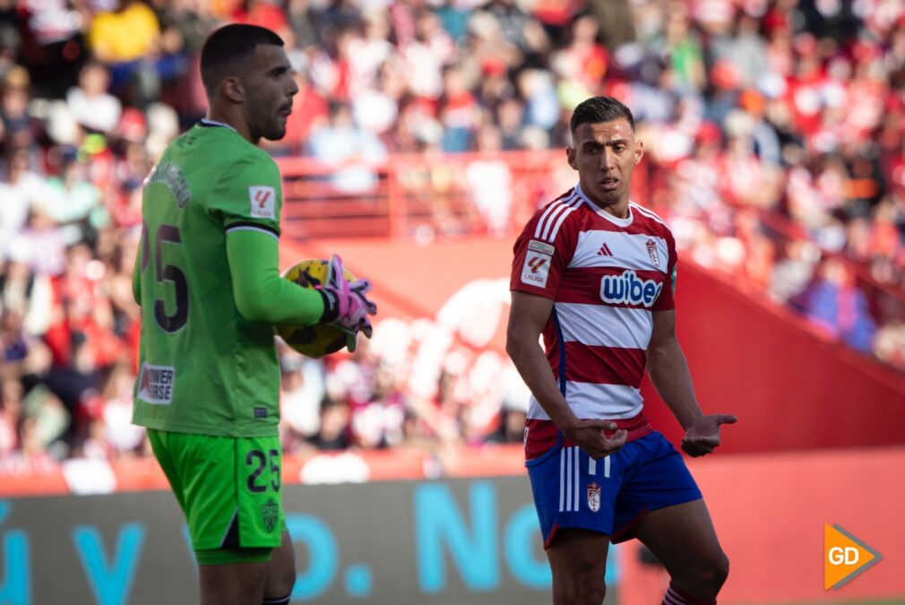 granada-cf-ud-almeria-uzuni-maximiano-antonioljuarez