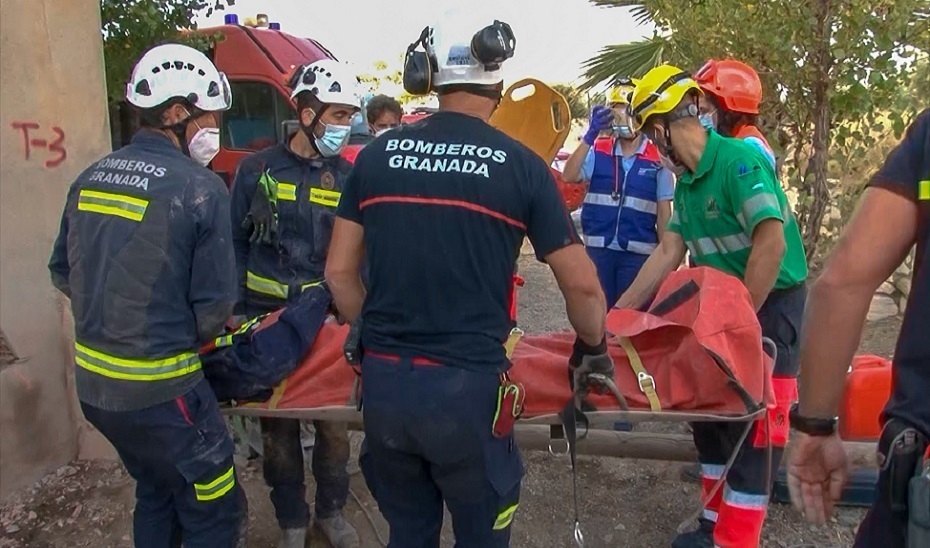 Actuación de bomberos de Granada (Foto: Archivo)