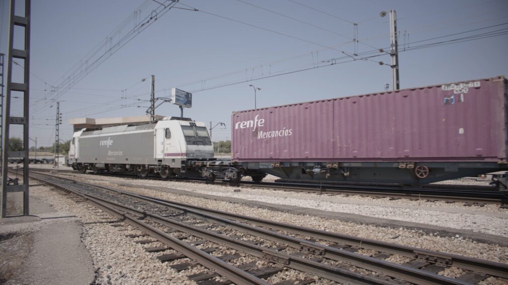 Economía.- El Gobierno lanza un proyecto piloto para traer en Renfe 600 toneladas de maíz de Ucrania a España