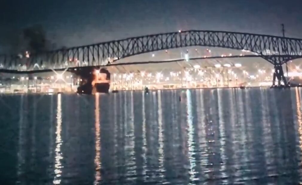 El mayor puente de Baltimore (EEUU) se derrumba por la colisión de un carguero contra uno de sus pilares