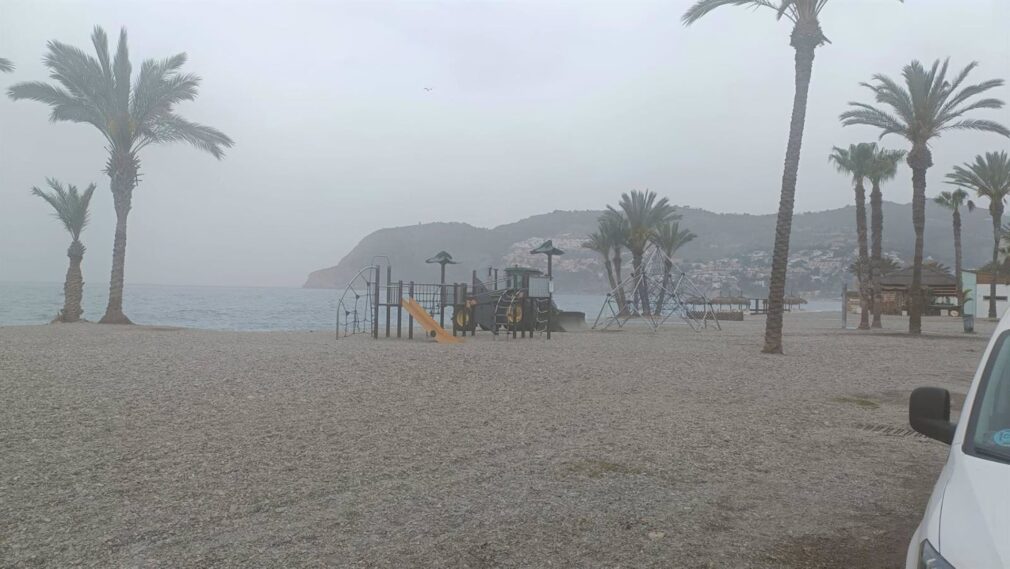 Granada.- S.Santa.- Agua.- Las playas comienzan la temporada con restricciones en duchas y lavapiés