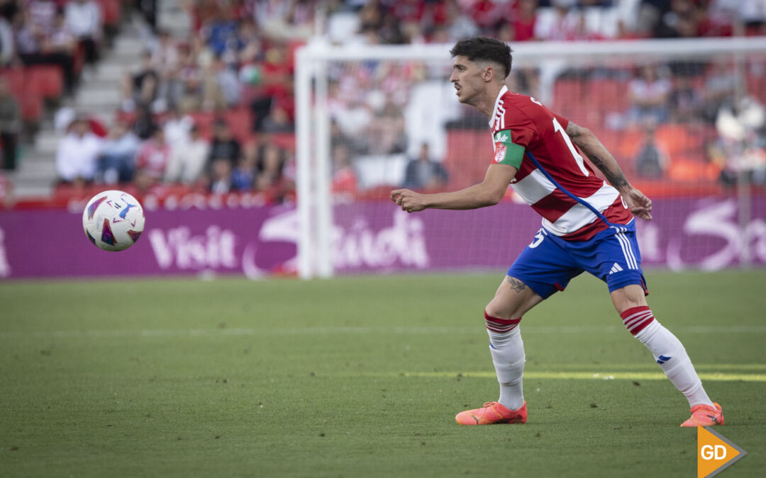 El Granada empezará la Liga en Los Cármenes y la terminará en Santander