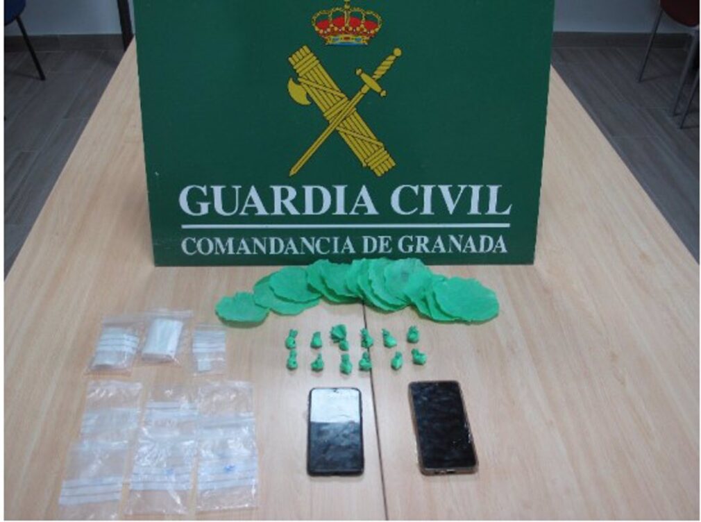 Granada.- Sucesos.- Desmantelado un punto de venta de cocaína al menudeo en una vivienda de Cúllar