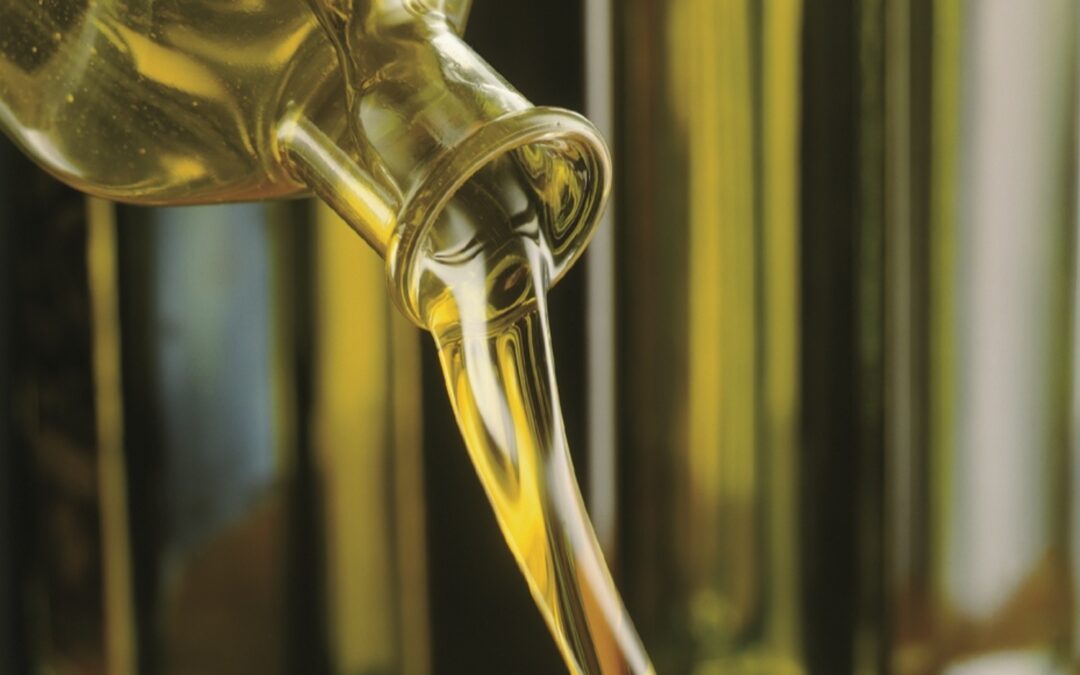 El Gobierno bajará el IVA del aceite de oliva al 0% a partir de julio
