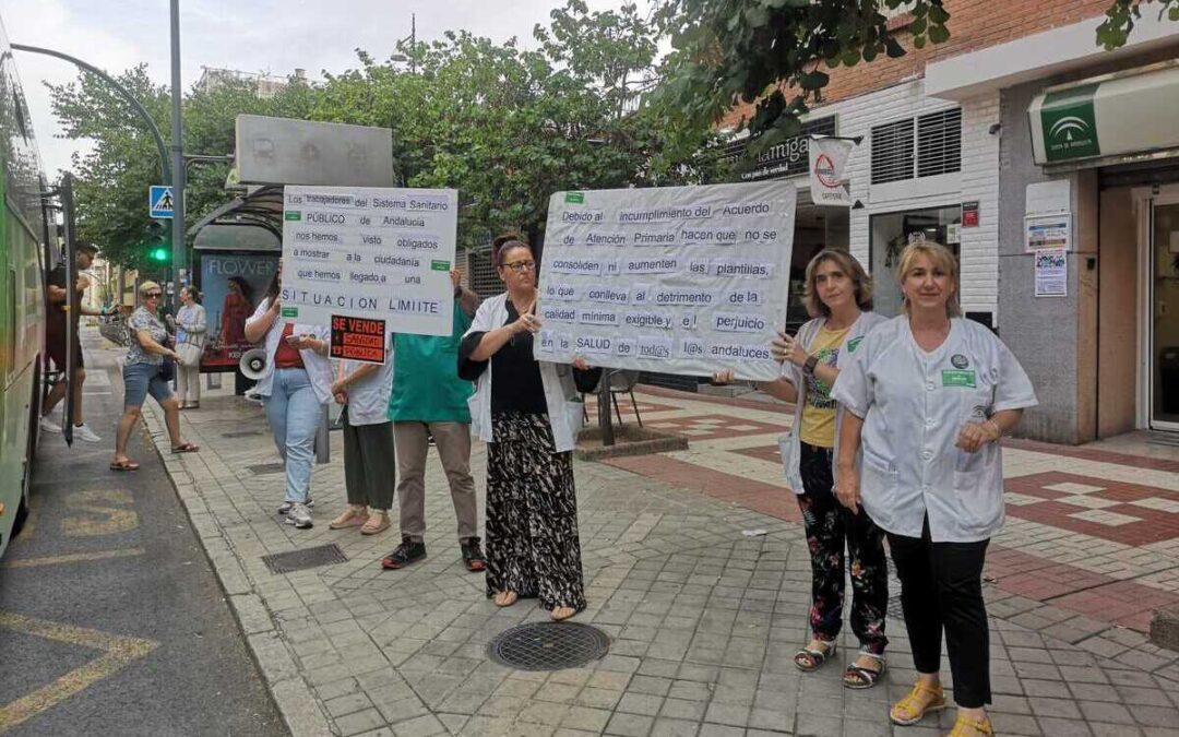 El problema de las enfermeras infantiles de Granada: "De las 80 que empezamos solo quedamos 30"