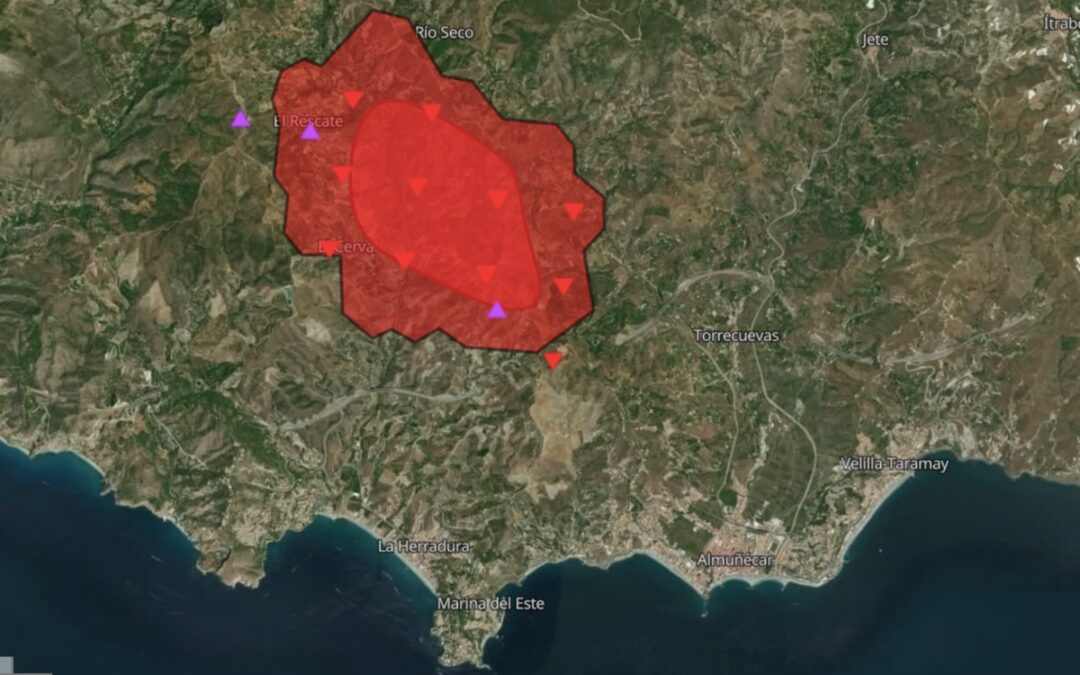 La imagen satelital que muestra el área afectada en el incendio de Almuñécar