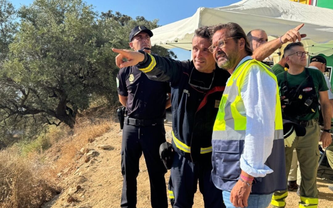 Junta, Diputación y partidos resaltan los trabajos de extinción en Almuñécar