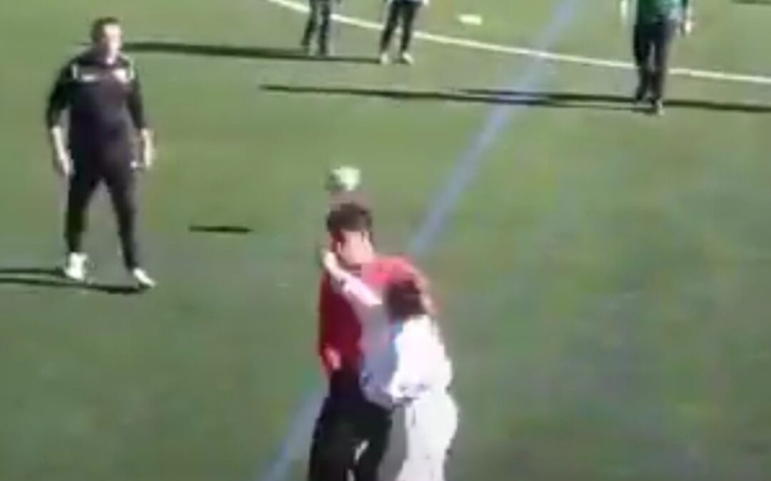 La madre de un jugador agrede a un árbitro tras un partido entre alevines en Alhendín