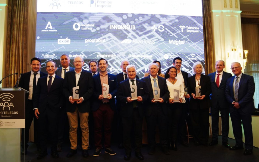 El Ayuntamiento de Granada, galardonado con el Premio "Ciudad Inteligente "