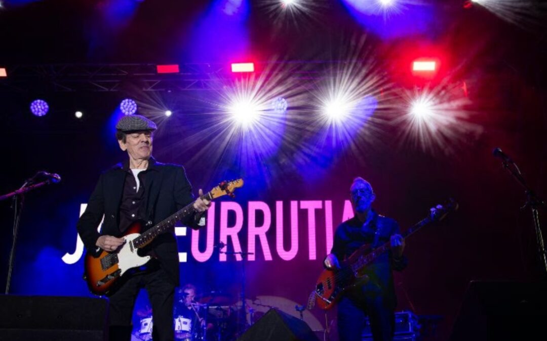 Jaime Urrutia, en concierto en Granada dentro de los 'Especiales del Falla'