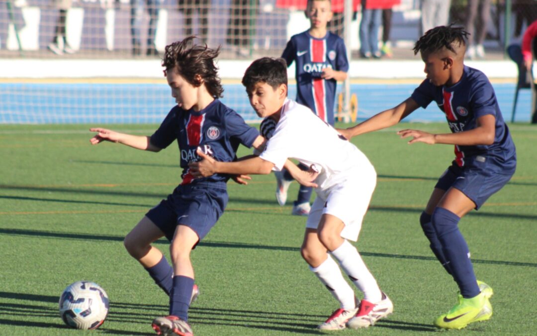 Dominio español en la fase de grupos del Torneo Benjamín Ciudad de Pinos Puente