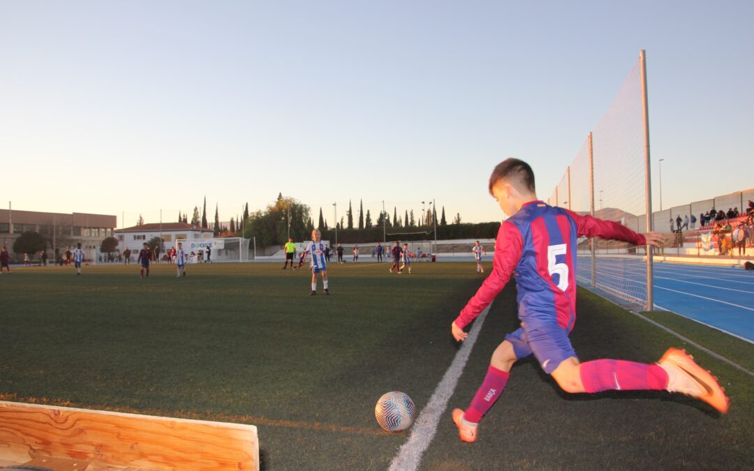 Los mejores clubes de Europa compiten este fin de semana en el Trofeo Benjamín Ciudad de Pinos Puente