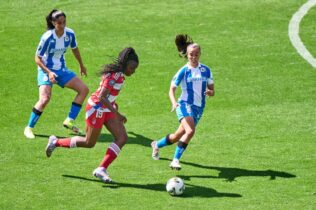 Granada Femenino 2-1 Deportivo