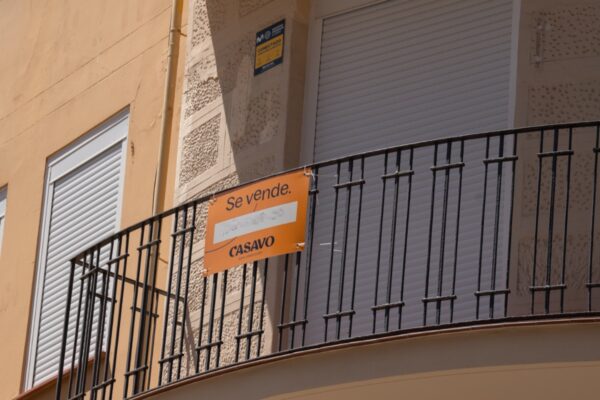 imagen de una vivienda que está puesta en venta