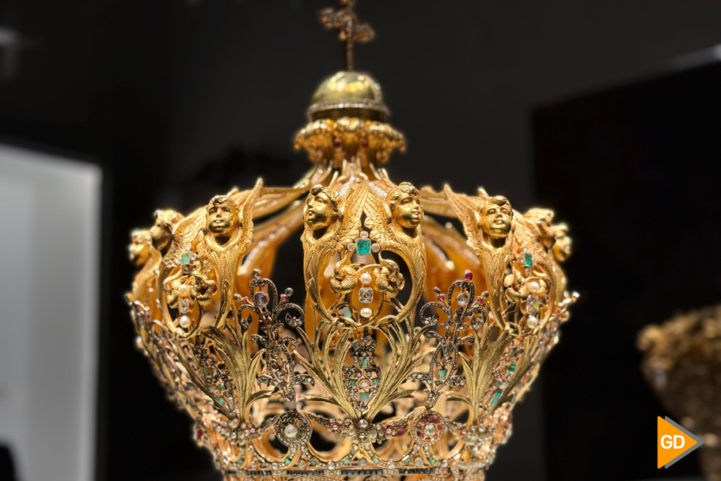 Tesoro-virgen-angustias-granada