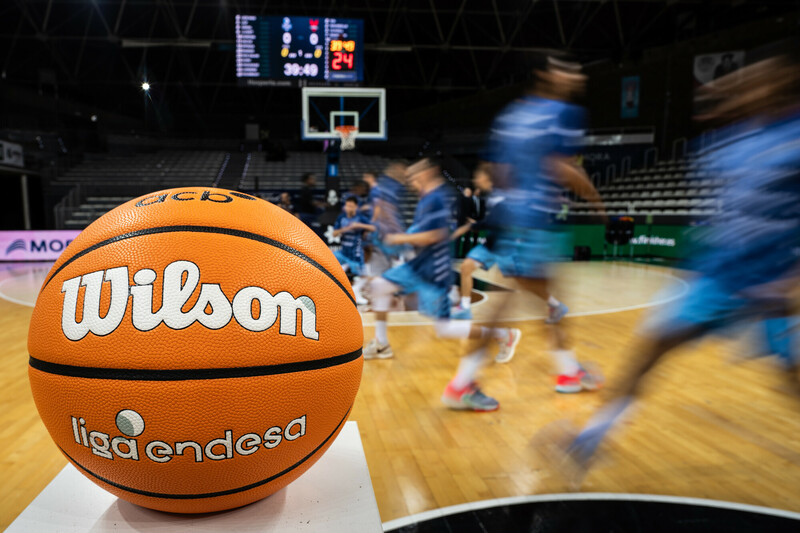 RS598549_J05 MBA-COV Firmar acb Photo - Dani Catalan_02