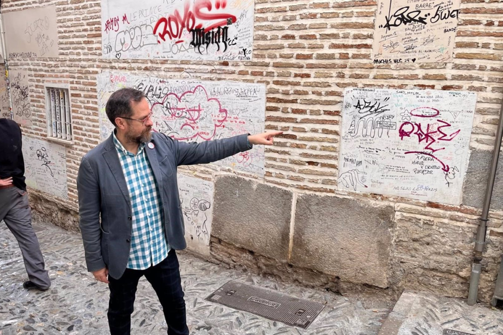 pintadas-albayzin-granada-psoe