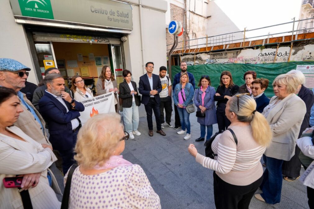 visita-psoe-centro-salud-fortuny-velutti